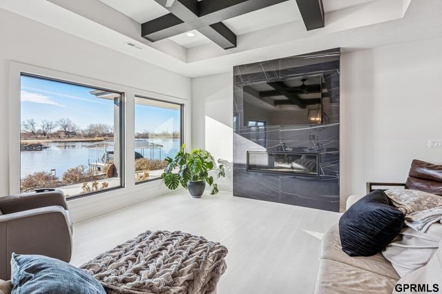 28533 Jessie Circle, Valley, NE 68064