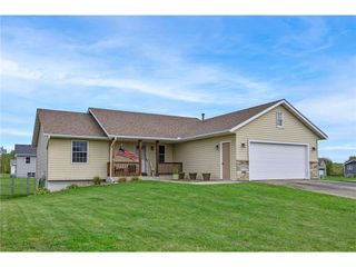 1824 White Pine Way, New Richmond, WI 54017