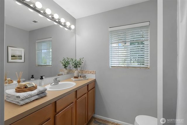 5800 Balustrade Boulevard SE, Lacey, WA 98513