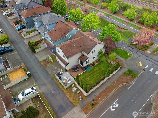 5800 Balustrade Boulevard SE, Lacey, WA 98513