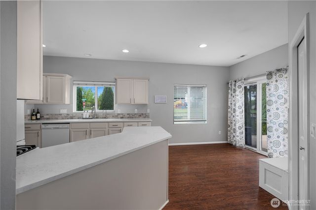 5800 Balustrade Boulevard SE, Lacey, WA 98513