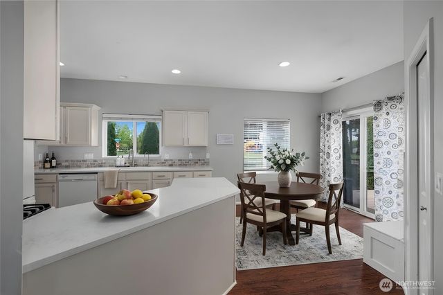 5800 Balustrade Boulevard SE, Lacey, WA 98513