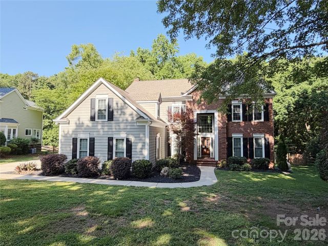 4714 Avonwood Lane, Charlotte, NC 28270