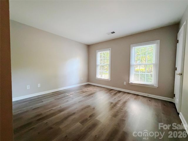 4714 Avonwood Lane, Charlotte, NC 28270