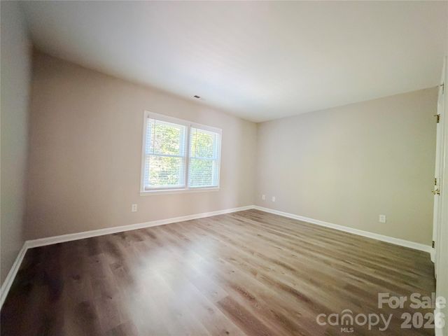 4714 Avonwood Lane, Charlotte, NC 28270