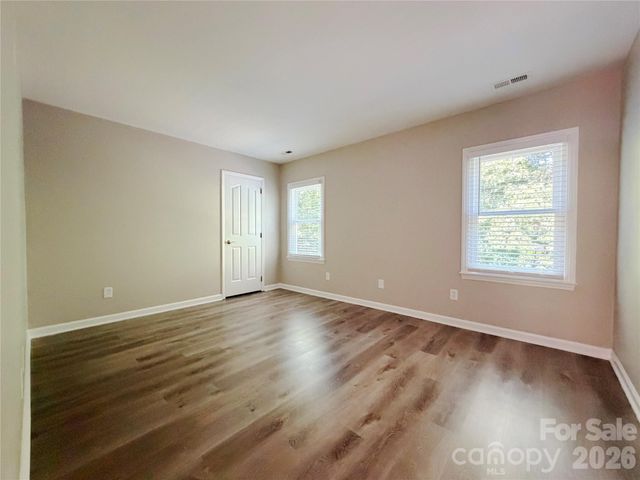 4714 Avonwood Lane, Charlotte, NC 28270
