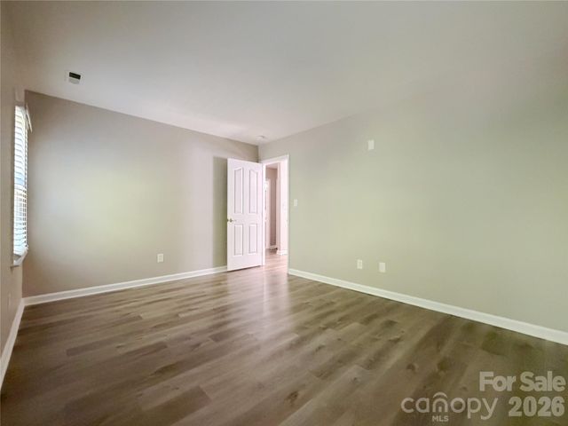 4714 Avonwood Lane, Charlotte, NC 28270