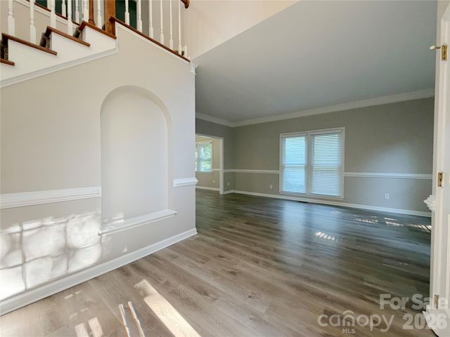 4714 Avonwood Lane, Charlotte, NC 28270