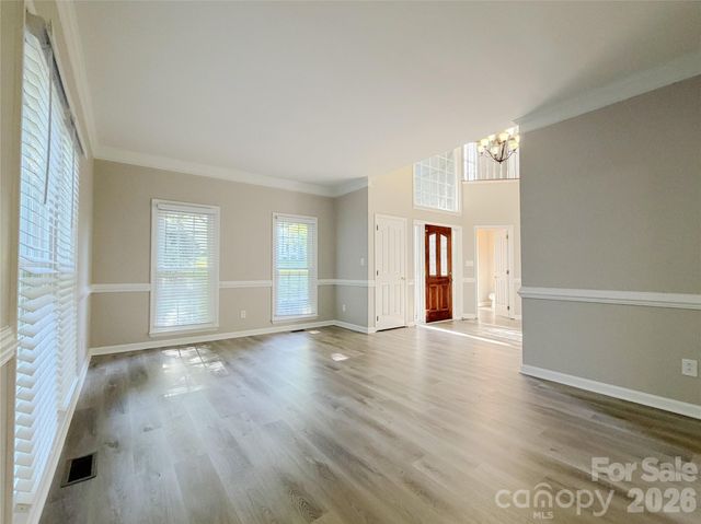 4714 Avonwood Lane, Charlotte, NC 28270