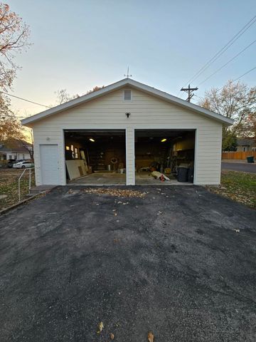 616 Euclid Avenue, Monett, MO 65708