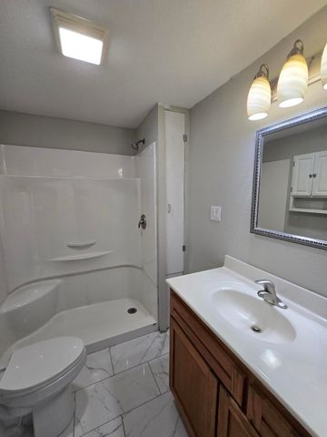 616 Euclid Avenue, Monett, MO 65708