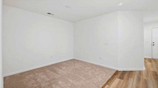 4633 Forest Hills Drive 1403, North Charleston, SC 29418