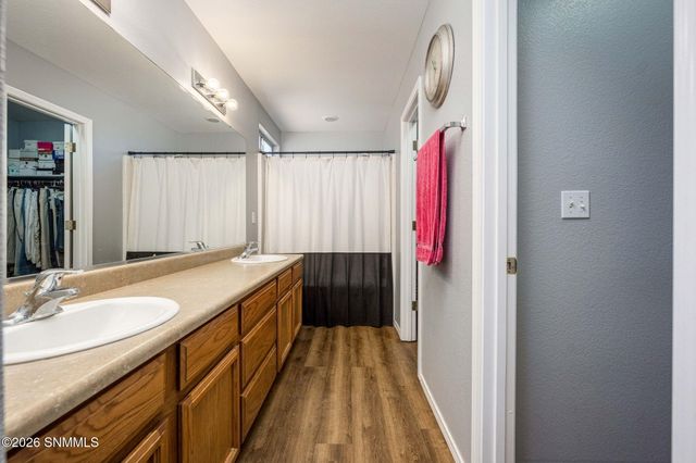 1377 Beltran Road, Las Cruces, NM 88007