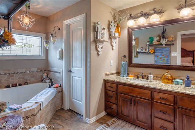 1300 Waterfront Road, Alma, AR 72921