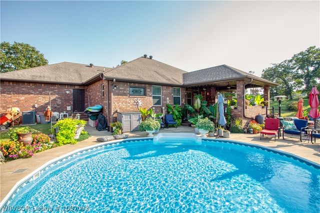 1300 Waterfront Road, Alma, AR 72921