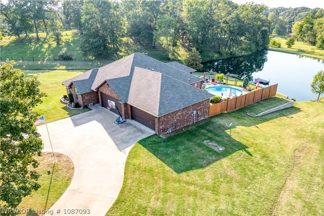 1300 Waterfront Road, Alma, AR 72921