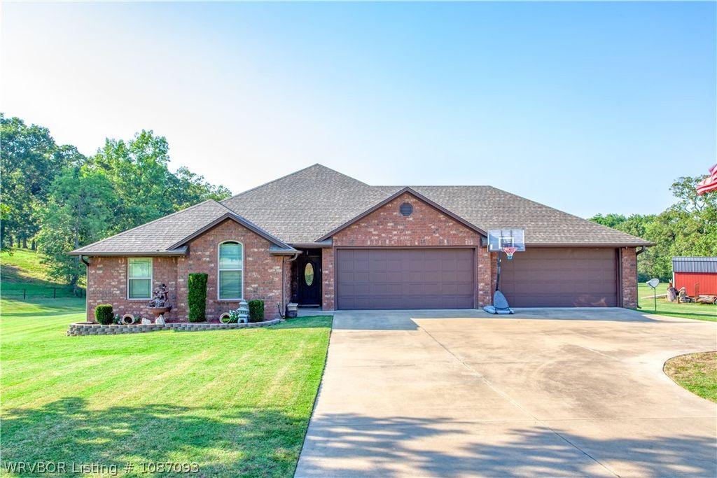 1300 Waterfront Road, Alma, AR 72921