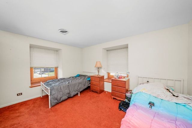 245 Tanglewood Court, Elk Grove Village, IL 60007