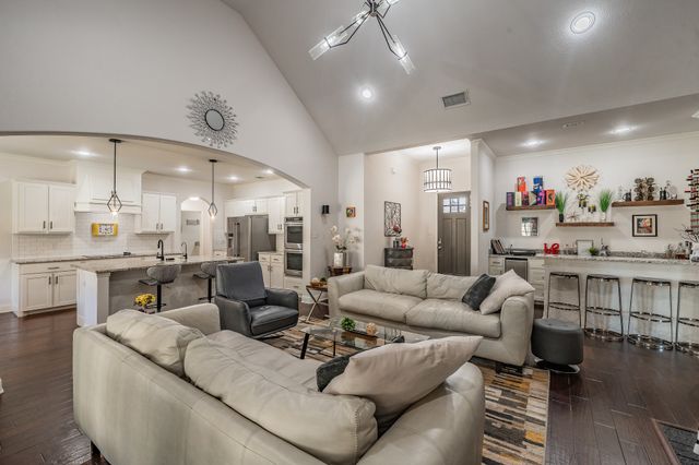 556 Sagebrush Court, Aledo, TX 76008