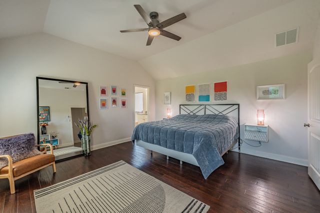 556 Sagebrush Court, Aledo, TX 76008