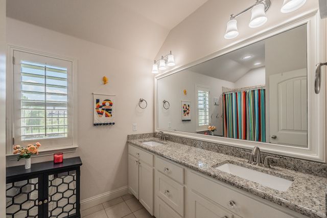 556 Sagebrush Court, Aledo, TX 76008