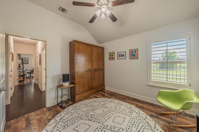 556 Sagebrush Court, Aledo, TX 76008