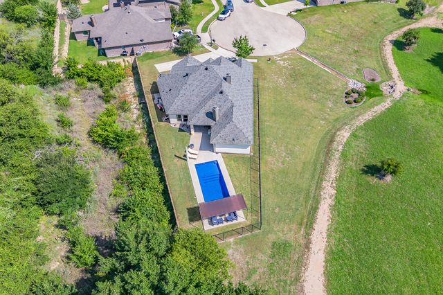556 Sagebrush Court, Aledo, TX 76008