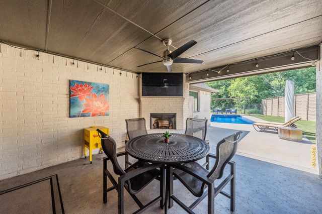 556 Sagebrush Court, Aledo, TX 76008