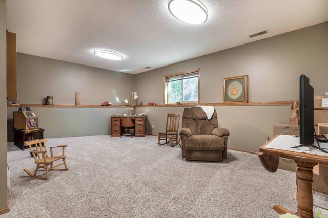 3330 30th Avenue N, Sartell, MN 56377