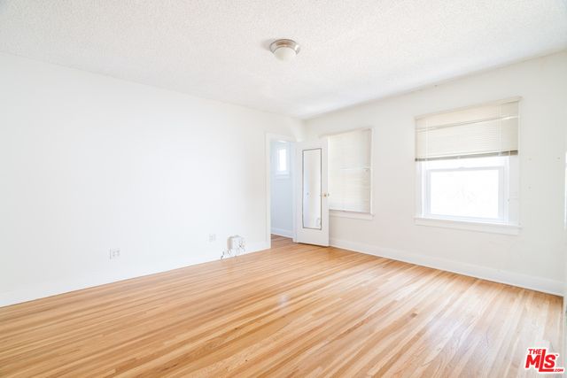 3875 Marcasel Avenue, Los Angeles, CA 90066