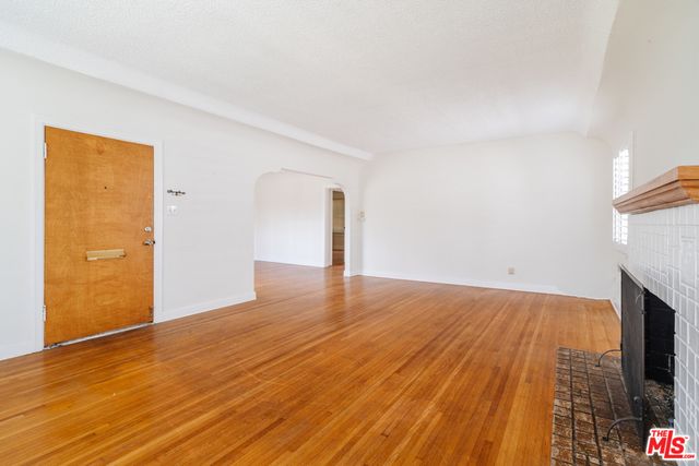 3875 Marcasel Avenue, Los Angeles, CA 90066