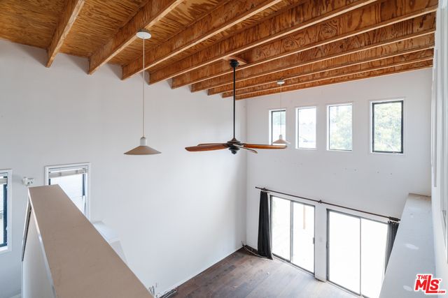 3875 Marcasel Avenue, Los Angeles, CA 90066