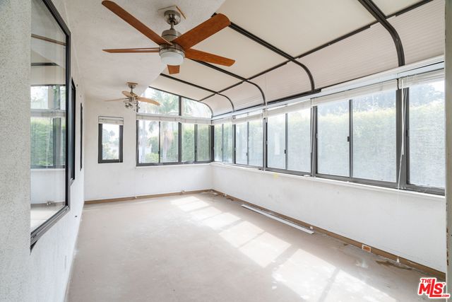 3875 Marcasel Avenue, Los Angeles, CA 90066