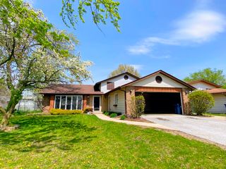 5210 Arquilla Drive, Richton Park, IL 60471