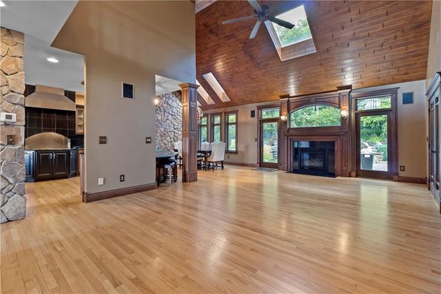 1803 Ironwood Place, Onalaska, WI 54650