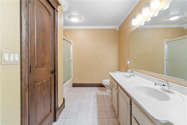 1803 Ironwood Place, Onalaska, WI 54650