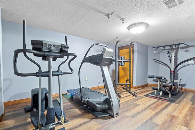 1803 Ironwood Place, Onalaska, WI 54650