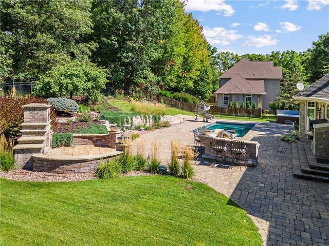 1803 Ironwood Place, Onalaska, WI 54650