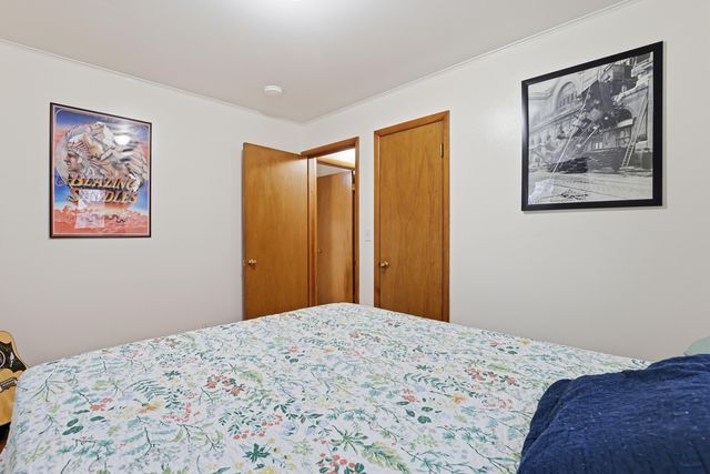 1801 ALBANY AVE, Hot Springs, SD 57747