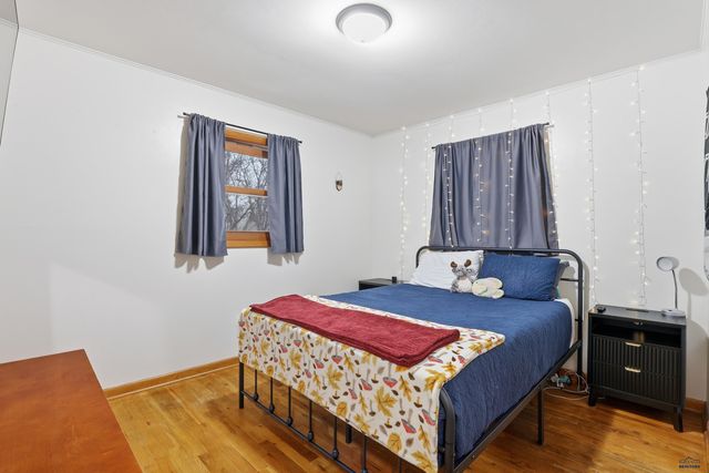 1801 ALBANY AVE, Hot Springs, SD 57747