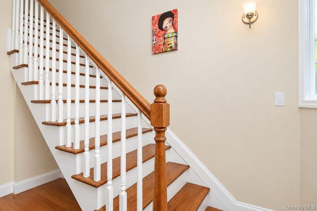 12 Field End Lane 2L, Eastchester, NY 10709