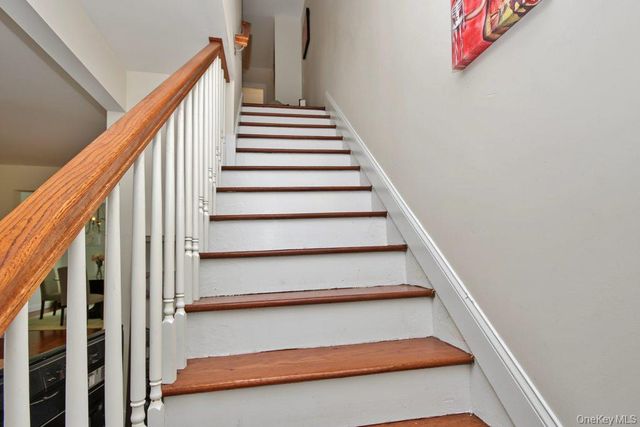 12 Field End Lane 2L, Eastchester, NY 10709