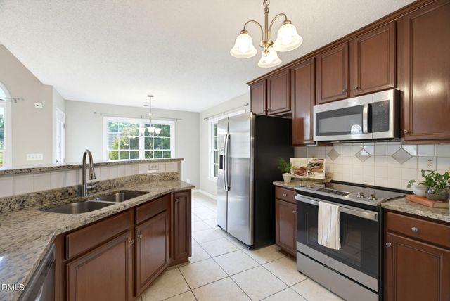5004 Linden Oaks Avenue, Durham, NC 27713