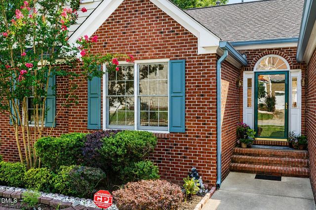 5004 Linden Oaks Avenue, Durham, NC 27713