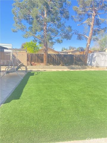 16402 Llanada Avenue, Victorville, CA 92394