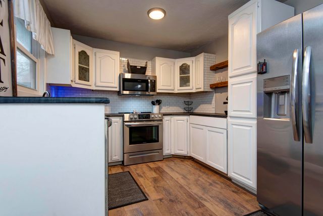 718 Evergreen Avenue, Nixa, MO 65714