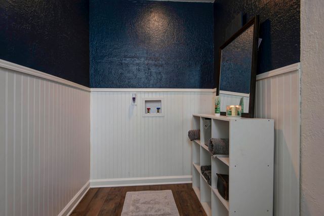 718 Evergreen Avenue, Nixa, MO 65714