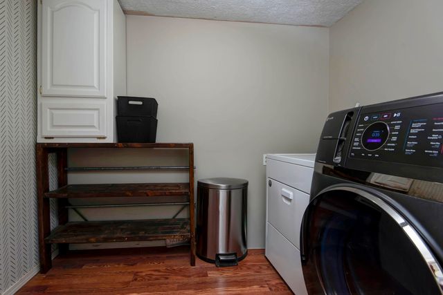 718 Evergreen Avenue, Nixa, MO 65714