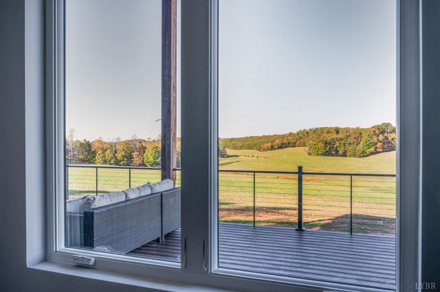 197 Cricket Lane, Rustburg, VA 24588