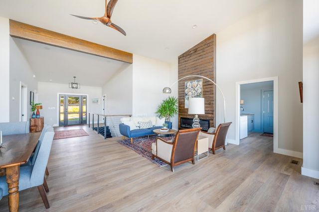 197 Cricket Lane, Rustburg, VA 24588